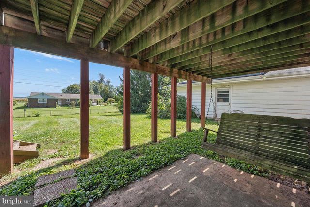 5601 CALVERT DR, Frederick, MD 21703
