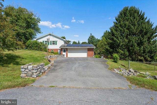 5601 CALVERT DR, Frederick, MD 21703