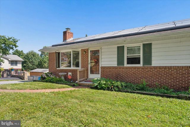 5601 CALVERT DR, Frederick, MD 21703