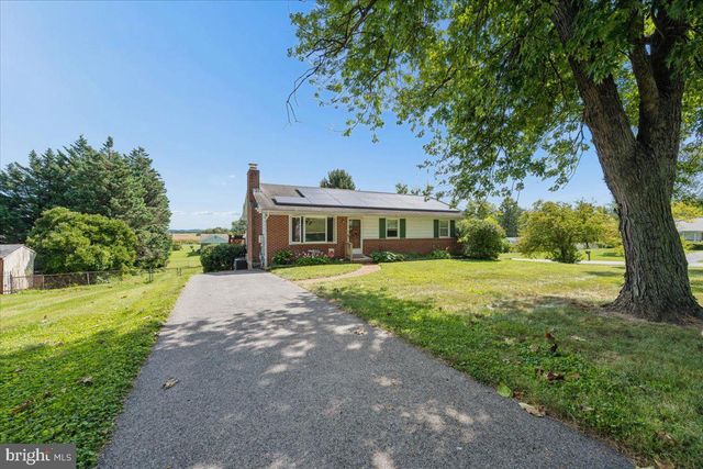 5601 CALVERT DR, Frederick, MD 21703