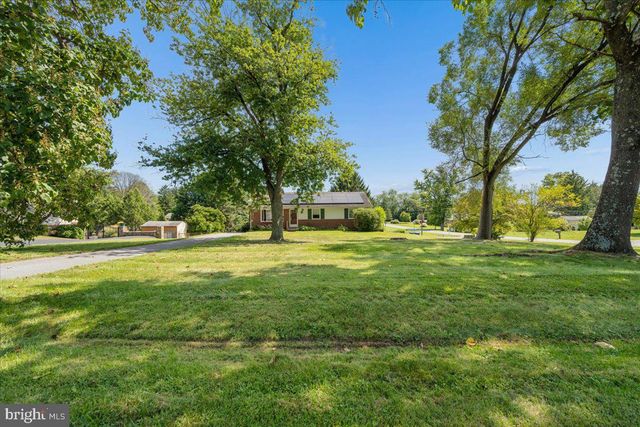 5601 CALVERT DR, Frederick, MD 21703
