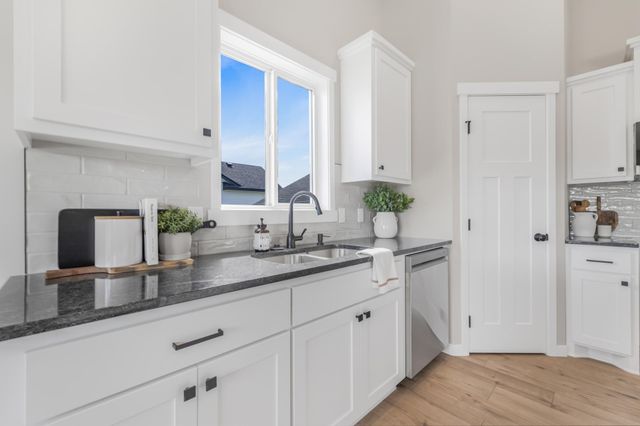 18545 Salem Street NW, Elk River, MN 55330