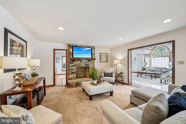 806 NORTHWINDS DR, Bryn Mawr, PA 19010