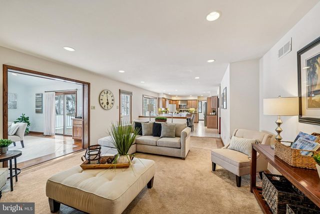 806 NORTHWINDS DR, Bryn Mawr, PA 19010