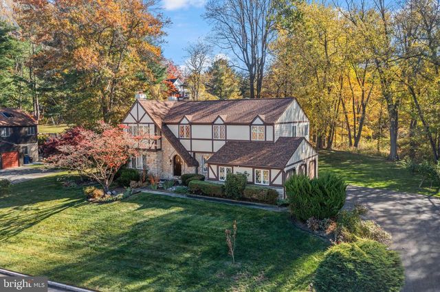 806 NORTHWINDS DR, Bryn Mawr, PA 19010