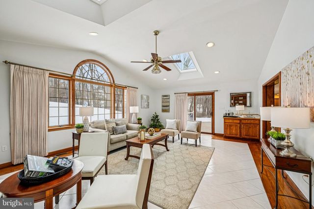 806 NORTHWINDS DR, Bryn Mawr, PA 19010