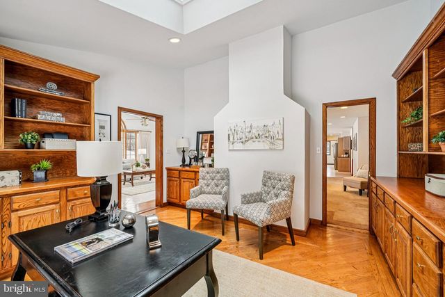 806 NORTHWINDS DR, Bryn Mawr, PA 19010