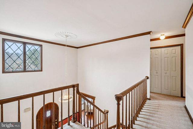 806 NORTHWINDS DR, Bryn Mawr, PA 19010