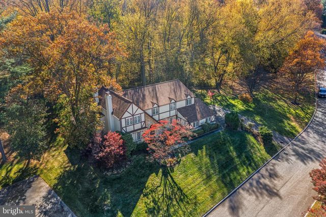 806 NORTHWINDS DR, Bryn Mawr, PA 19010