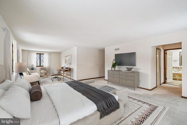 806 NORTHWINDS DR, Bryn Mawr, PA 19010