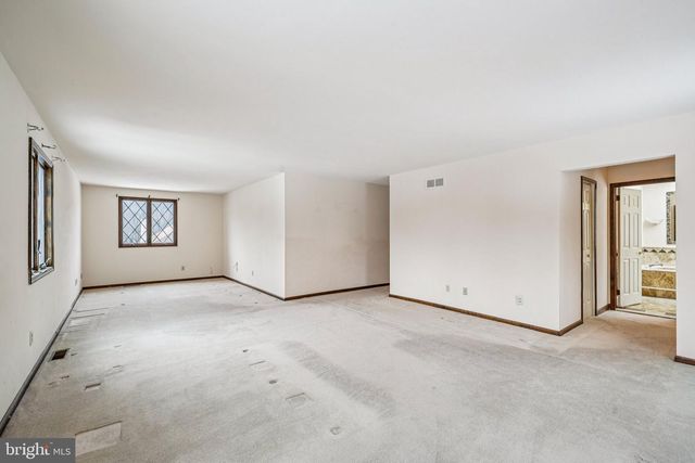 806 NORTHWINDS DR, Bryn Mawr, PA 19010