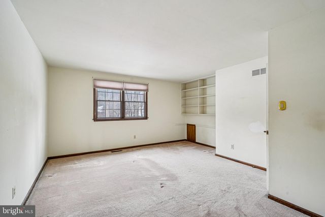 806 NORTHWINDS DR, Bryn Mawr, PA 19010