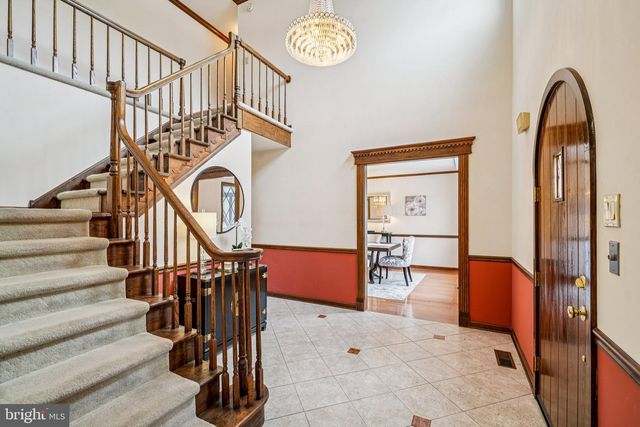 806 NORTHWINDS DR, Bryn Mawr, PA 19010