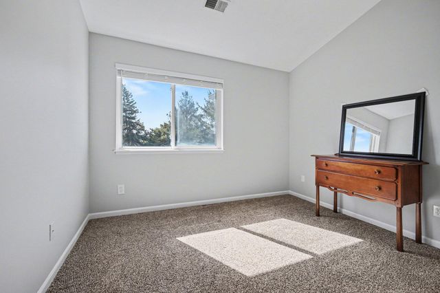 8480 N Jasonville Court SE, Caledonia, MI 49316