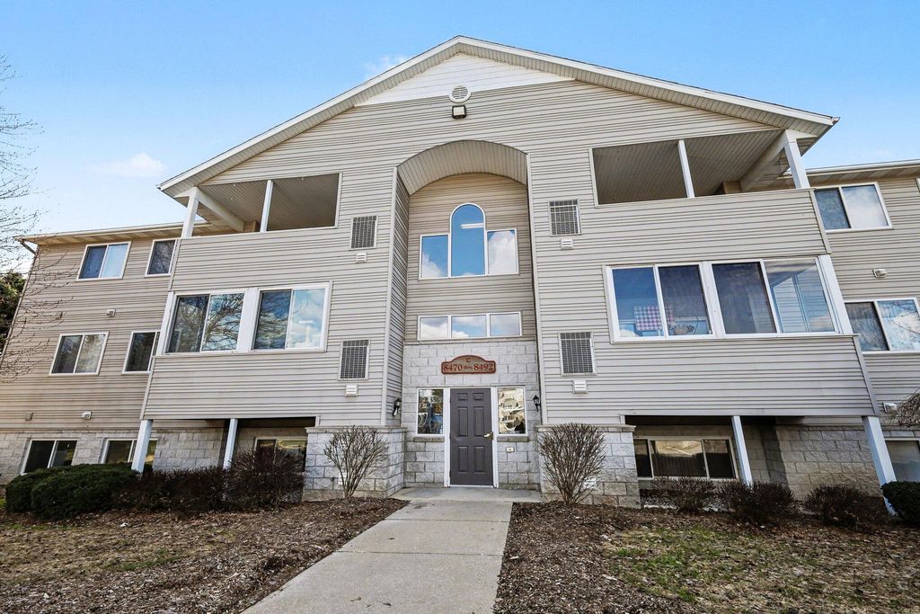 8480 N Jasonville Court SE, Caledonia, MI 49316