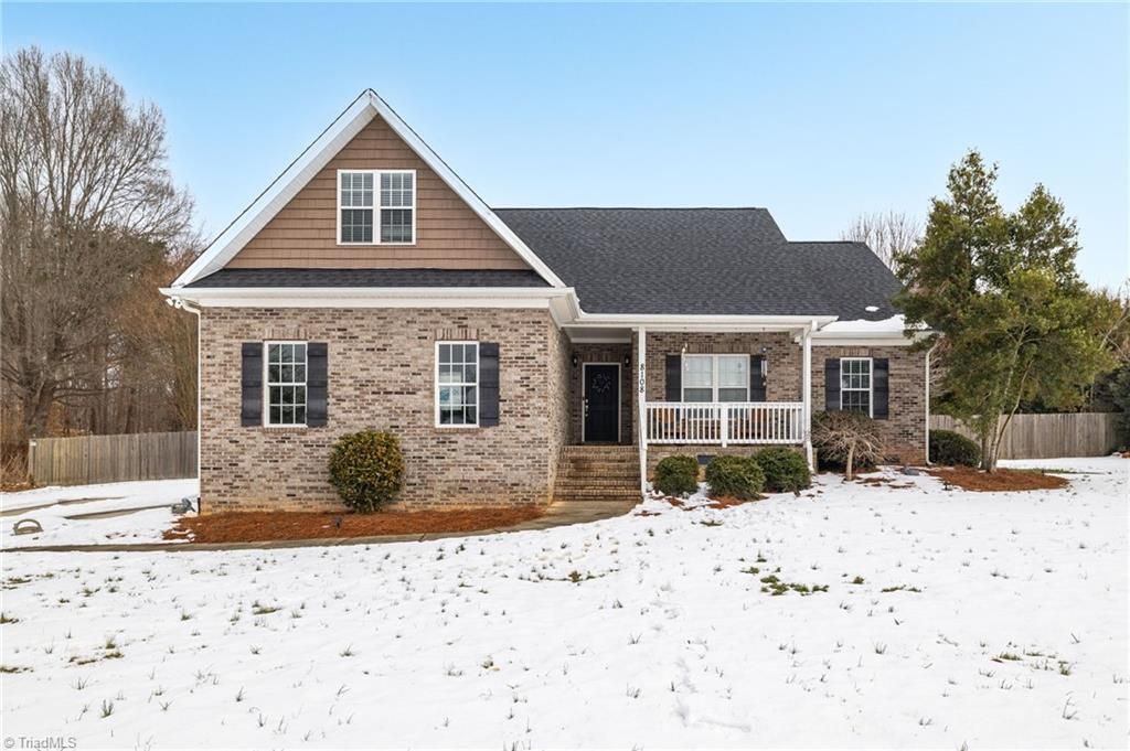 8108 Middleland Drive, Browns Summit, NC 27214