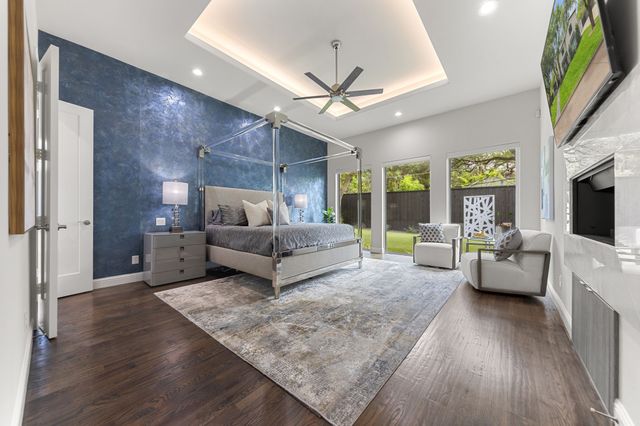 4028 Courtshire Drive, Dallas, TX 75229