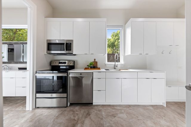 4028 Courtshire Drive, Dallas, TX 75229