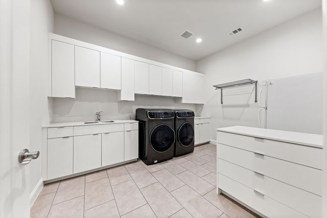 4028 Courtshire Drive, Dallas, TX 75229