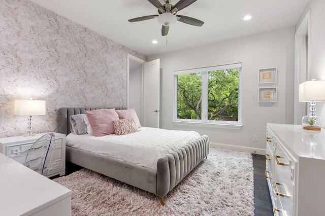 4028 Courtshire Drive, Dallas, TX 75229