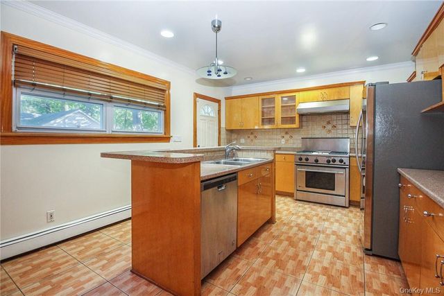 237 Coligni Avenue, New Rochelle, NY 10801