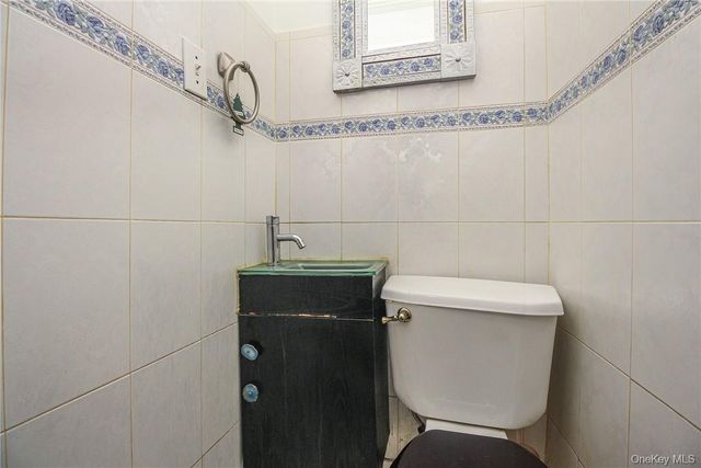 237 Coligni Avenue, New Rochelle, NY 10801