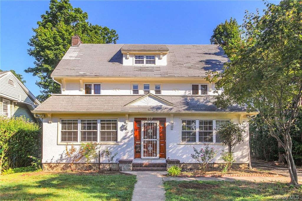 237 Coligni Avenue, New Rochelle, NY 10801