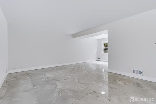 12 Villanova Road, Old Bridge, NJ 08859