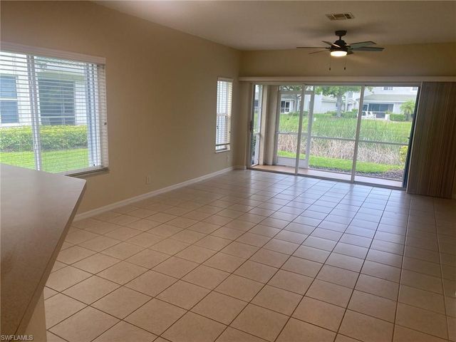 8240 Pacific Beach DR, Fort Myers, FL 33966