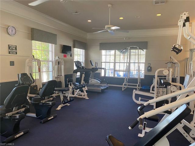 8240 Pacific Beach DR, Fort Myers, FL 33966