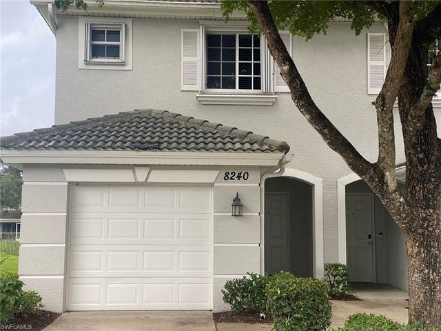 8240 Pacific Beach DR, Fort Myers, FL 33966