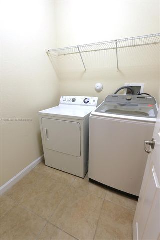 9540 SW 169th Pl, Miami, FL 33196