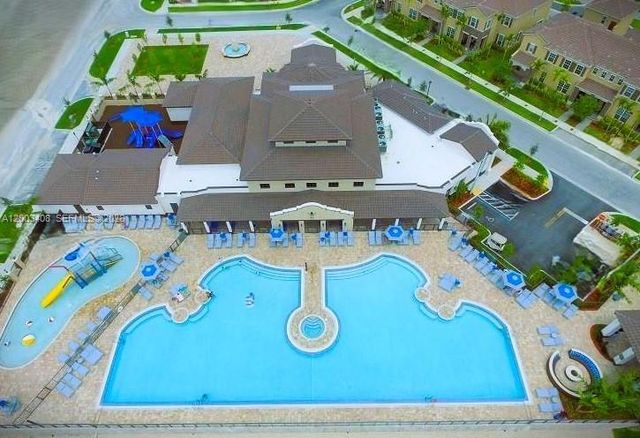 9540 SW 169th Pl, Miami, FL 33196