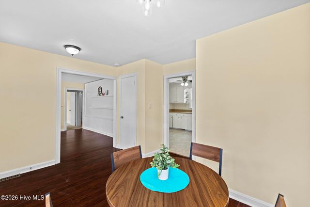 106 Elizabeth Street, Richlands, NC 28574