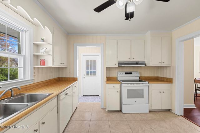 106 Elizabeth Street, Richlands, NC 28574