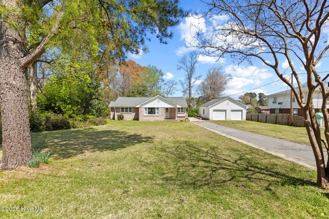 106 Elizabeth Street, Richlands, NC 28574