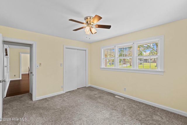 106 Elizabeth Street, Richlands, NC 28574