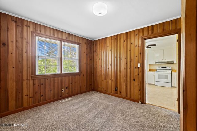 106 Elizabeth Street, Richlands, NC 28574