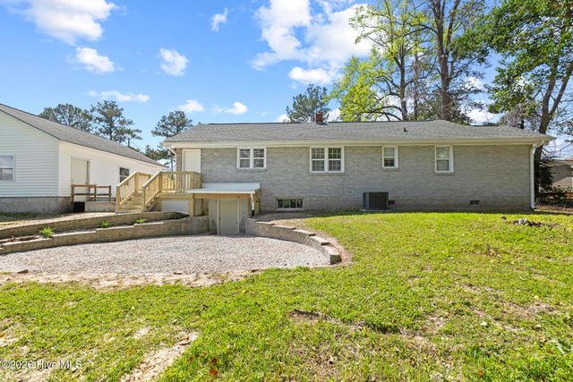 106 Elizabeth Street, Richlands, NC 28574