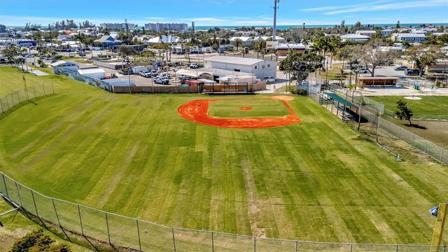 15 SEASIDE COURT, Holmes Beach, FL 34217