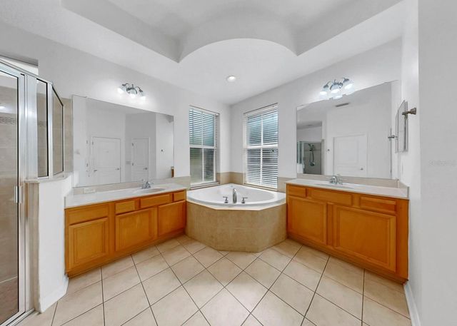 435 ISLEBAY DRIVE, Apollo Beach, FL 33572