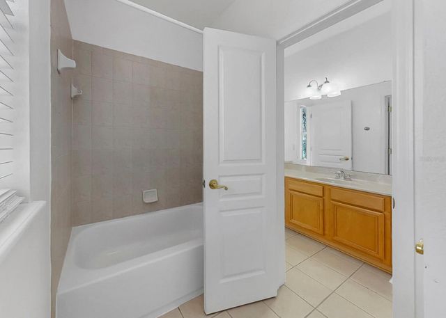 435 ISLEBAY DRIVE, Apollo Beach, FL 33572