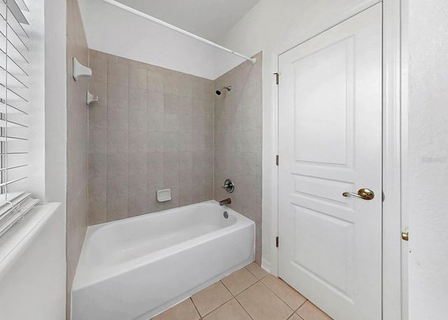 435 ISLEBAY DRIVE, Apollo Beach, FL 33572