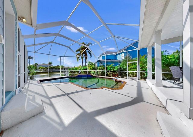 435 ISLEBAY DRIVE, Apollo Beach, FL 33572