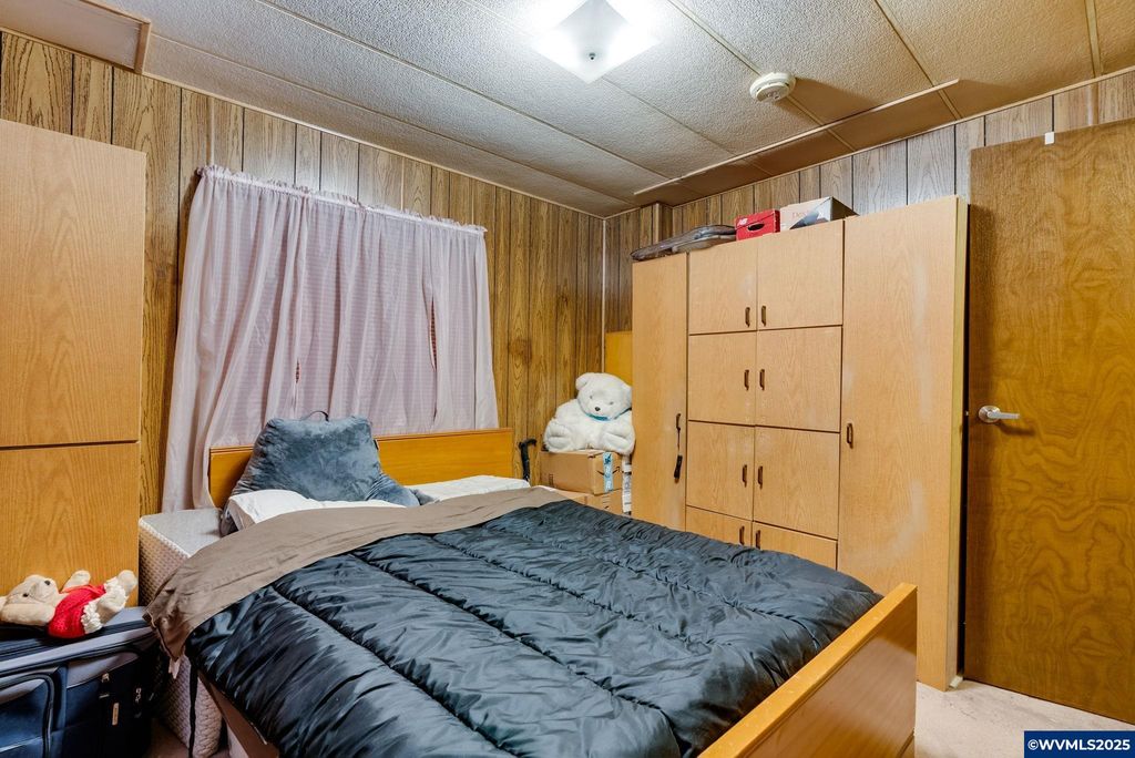 Image 22 of property listing at 2420 NE Hembree St #52, Mcminnville, OR 97128