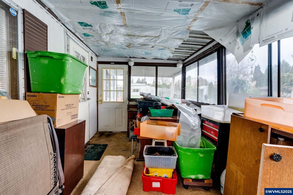 Image 24 of property listing at 2420 NE Hembree St #52, Mcminnville, OR 97128