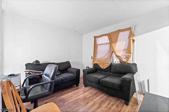 99 W 21St St, Bayonne City, NJ 07002