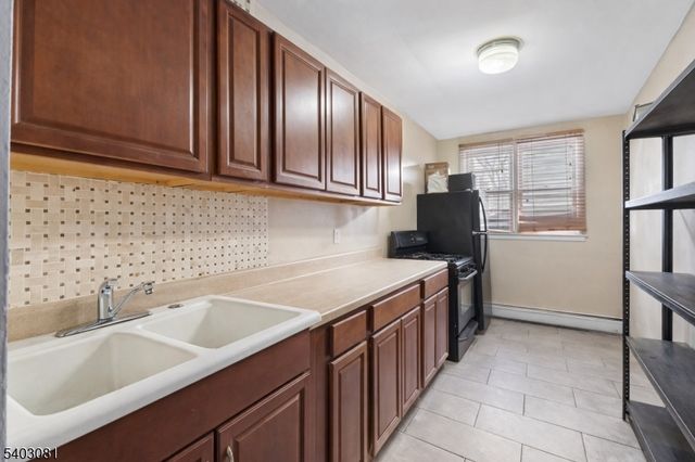 99 W 21St St, Bayonne City, NJ 07002