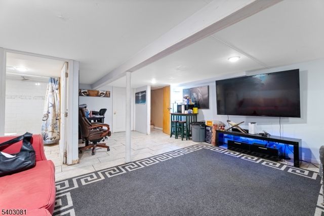 99 W 21St St, Bayonne City, NJ 07002