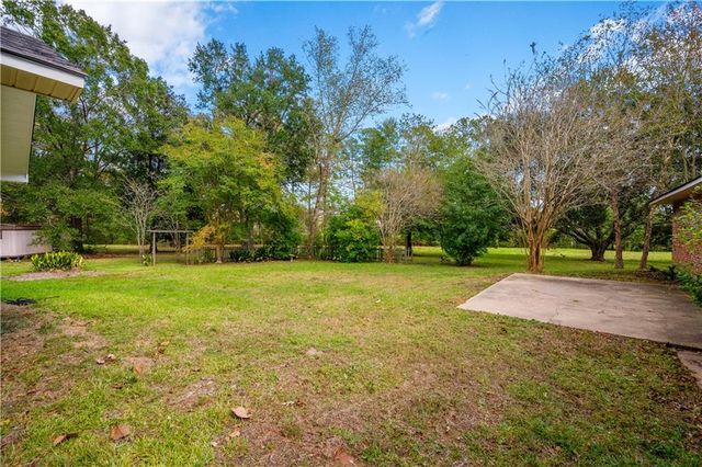 3934 STAPLES Road, Pineville, LA 71360